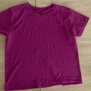 Lululemon workout top